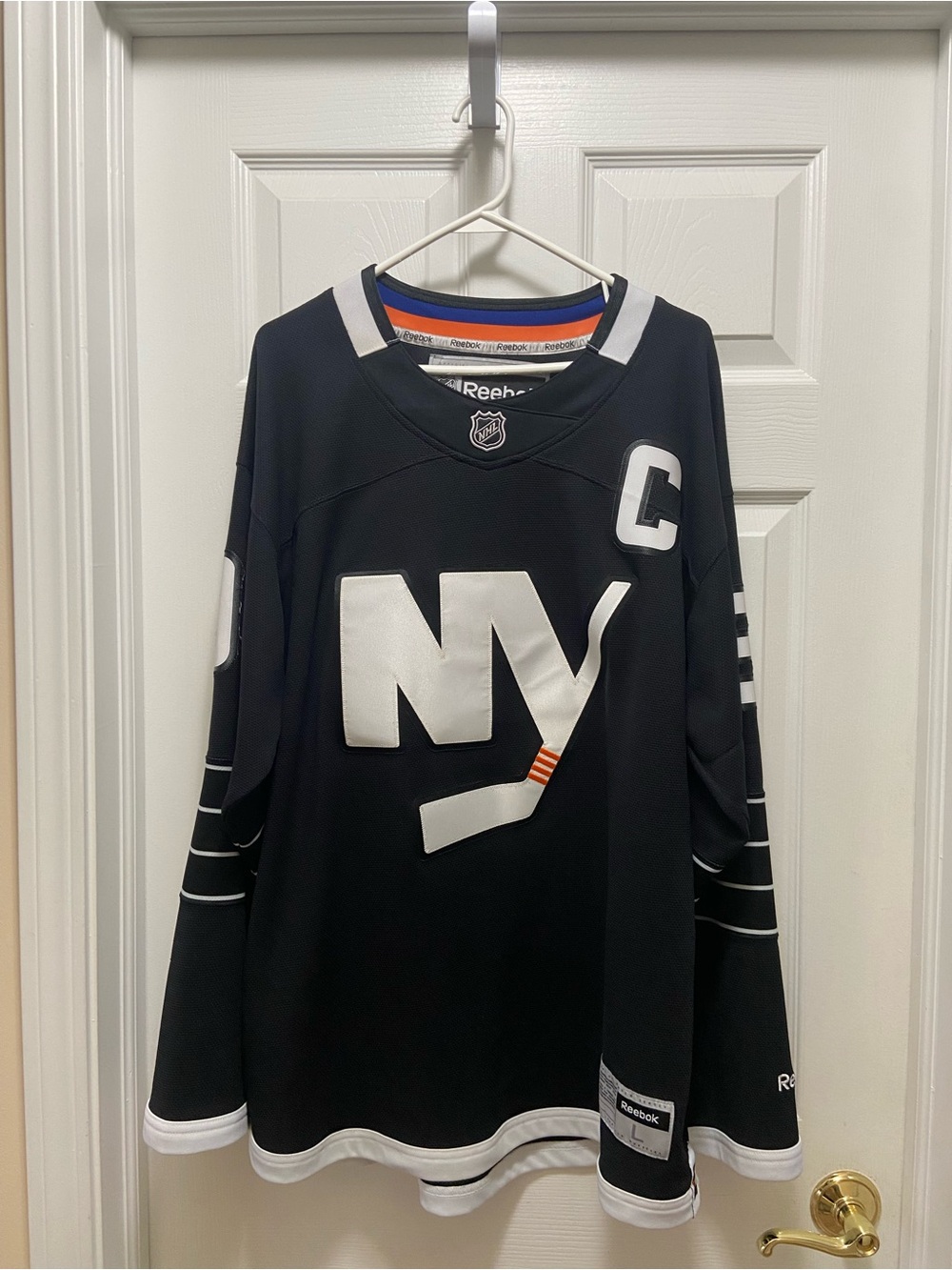 New York Islanders - John Tavares #91 - Black Alternate 3rd Jersey - L